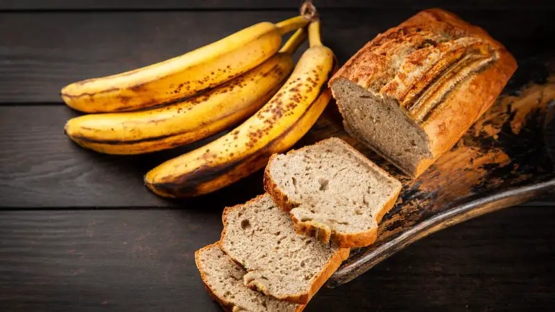 Can Guinea Pigs Eat Banana Bread