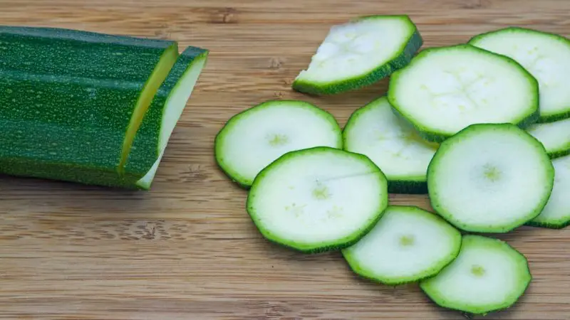 Can Guinea Pigs Eat Raw Zucchini