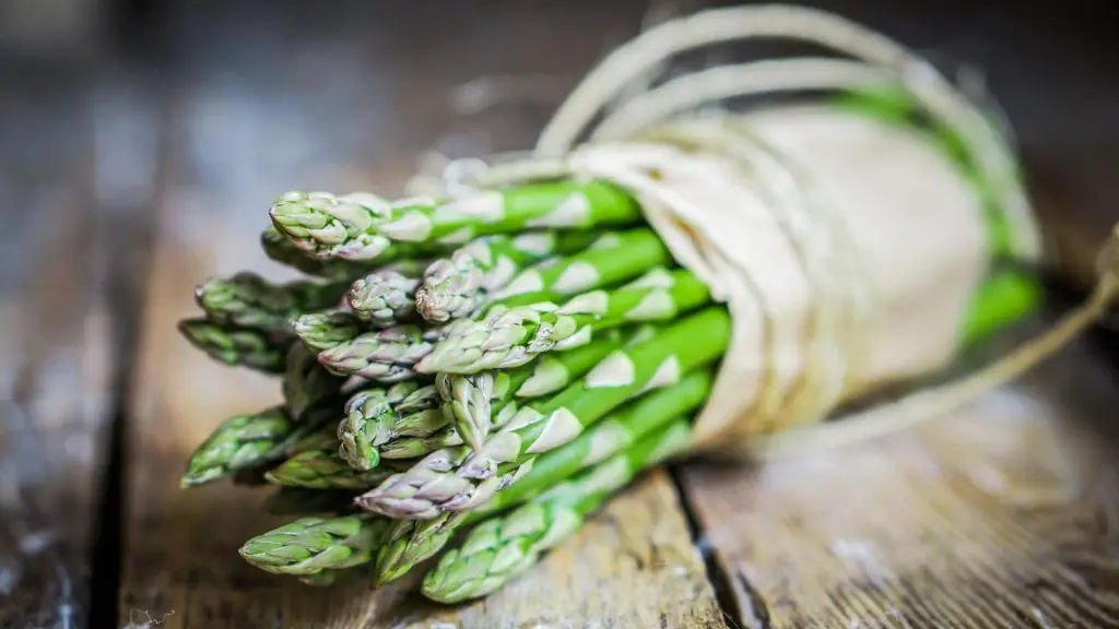 Portionsgröße und Häufigkeit von Spargel für Meerschweinchen