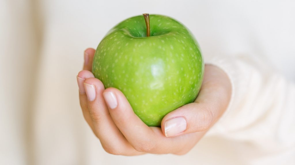 ¿Son buenas las manzanas verdes para las cobayas - Beneficios para la salud