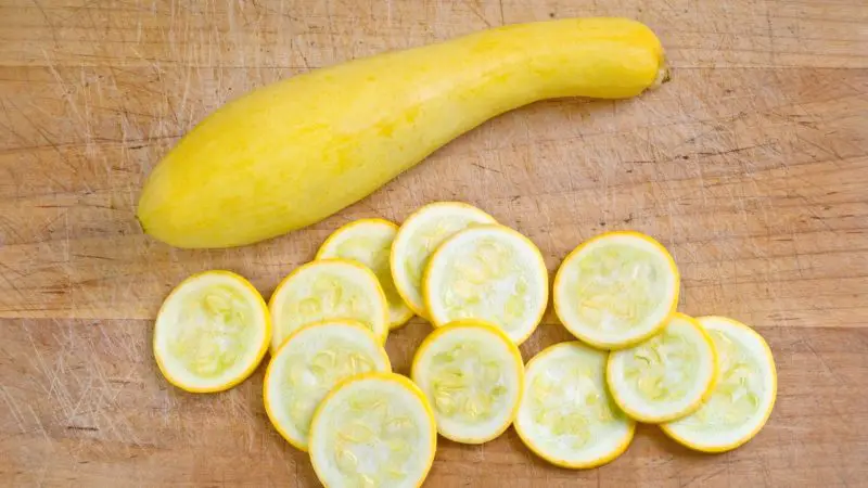 Serving and Frequency of Yellow Squash for Guinea Pigs